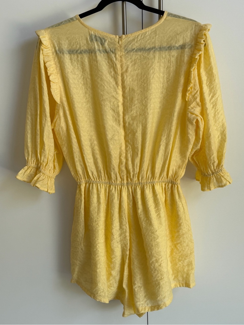 Lost + Wander Yellow Romper XS Ruffle Sleeve Lightweight Boho Summer - Picture 3 of 6